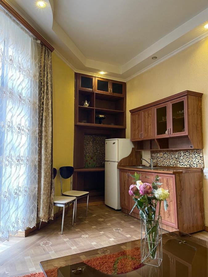Cozy Apartment On Republic Square Yerevan Ngoại thất bức ảnh